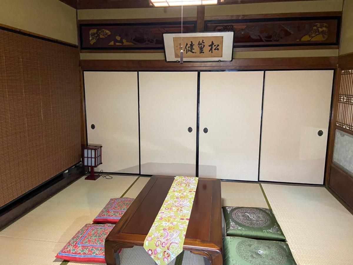 古民家ゲストハウス穏 Sakaide Exterior foto